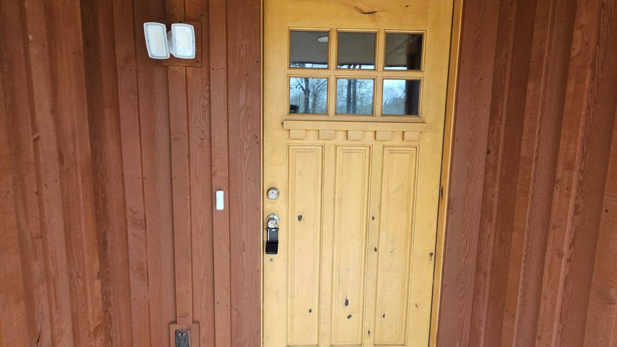 Why Cheap Paint Jobs Fail (And Cost You More Long-Term) – Montgomery County Guide